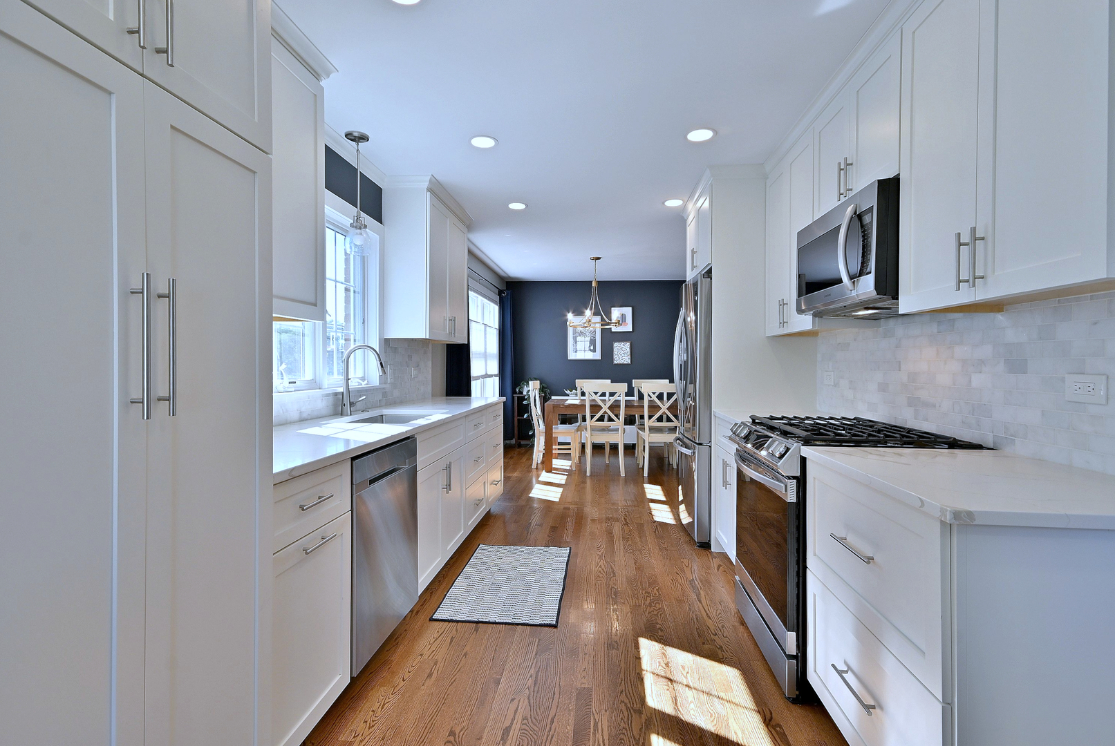 827 S Kearsage Avenue