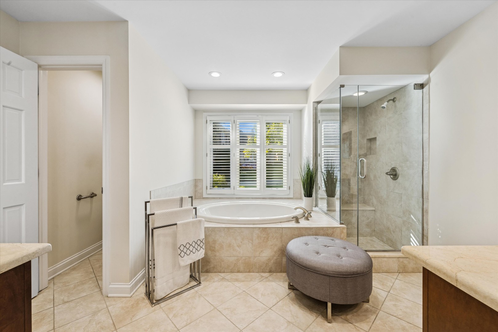 2 Tartan Lakes Circle