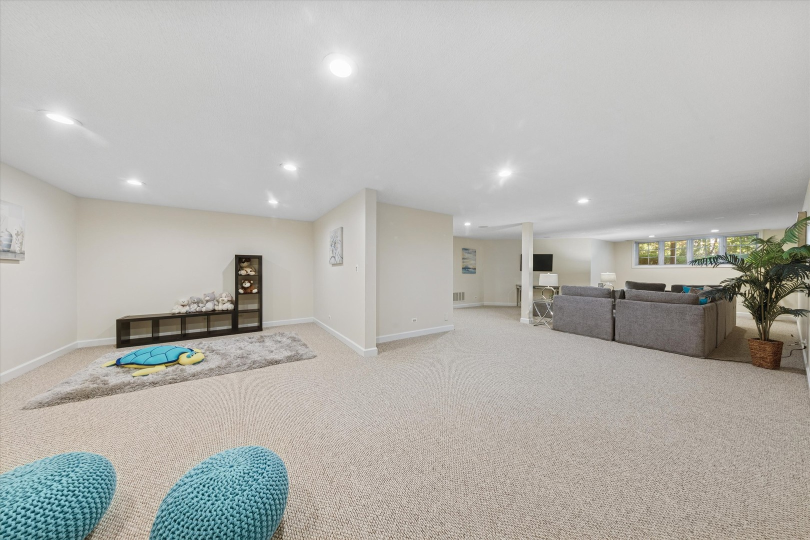 2 Tartan Lakes Circle