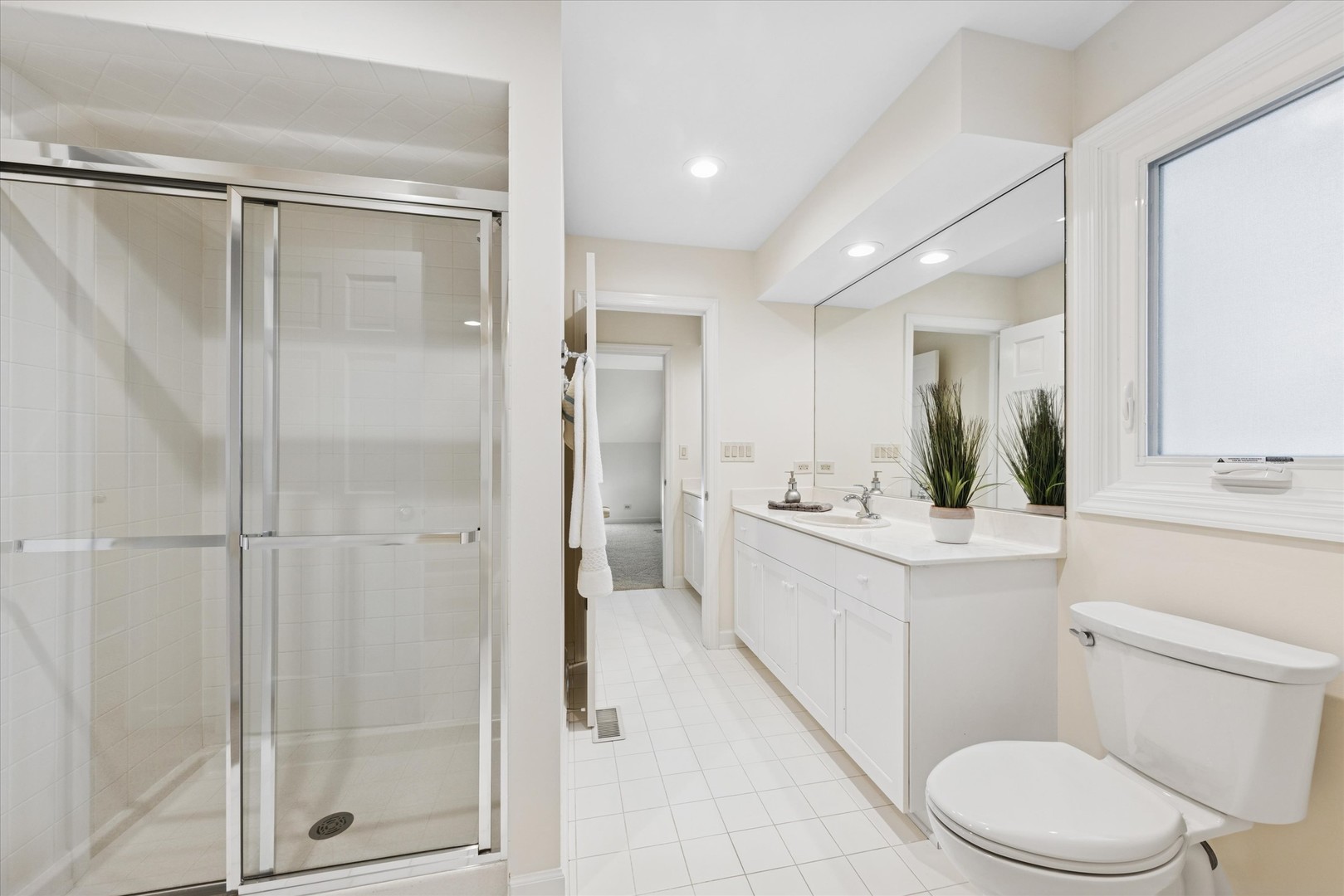 2 Tartan Lakes Circle