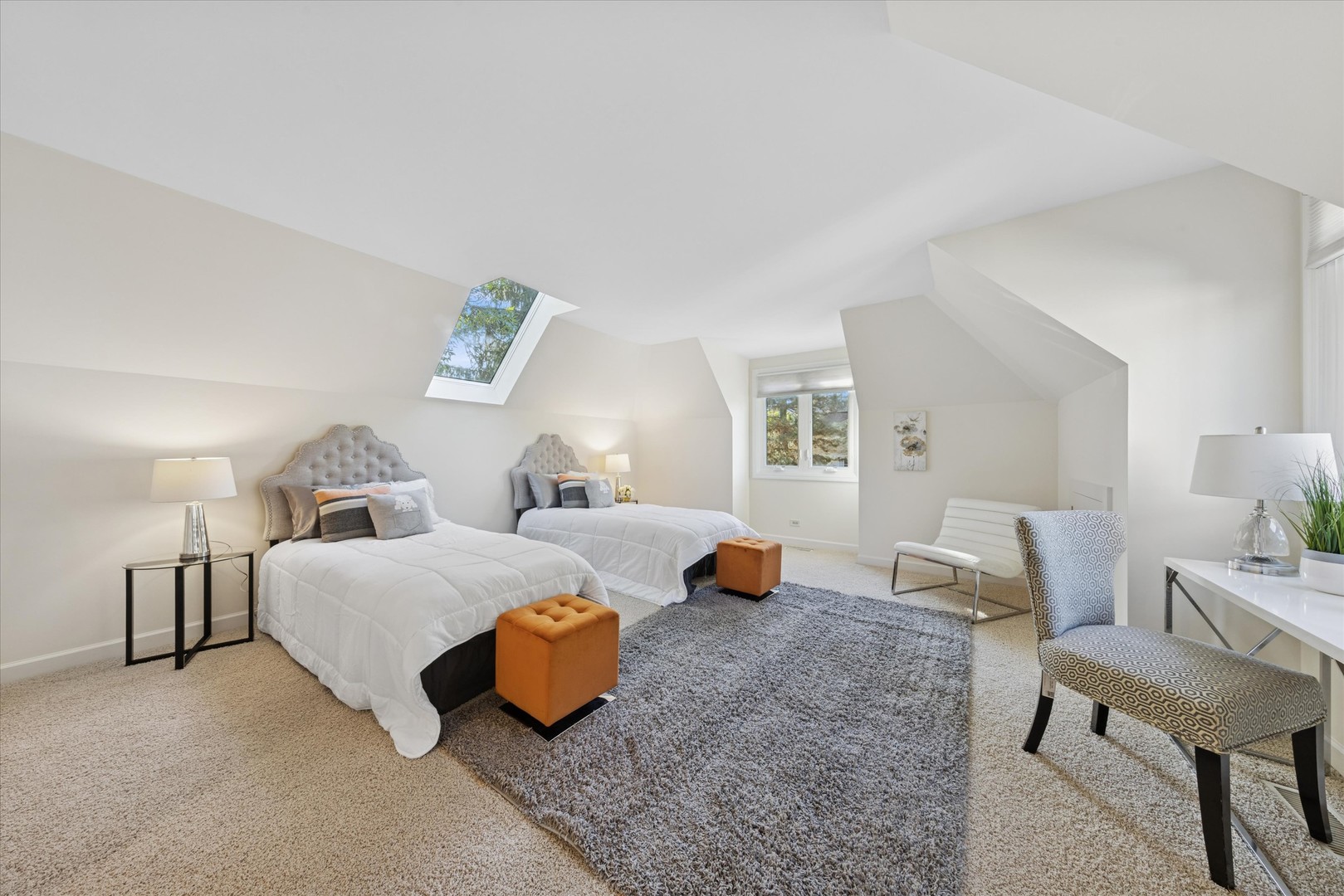 2 Tartan Lakes Circle