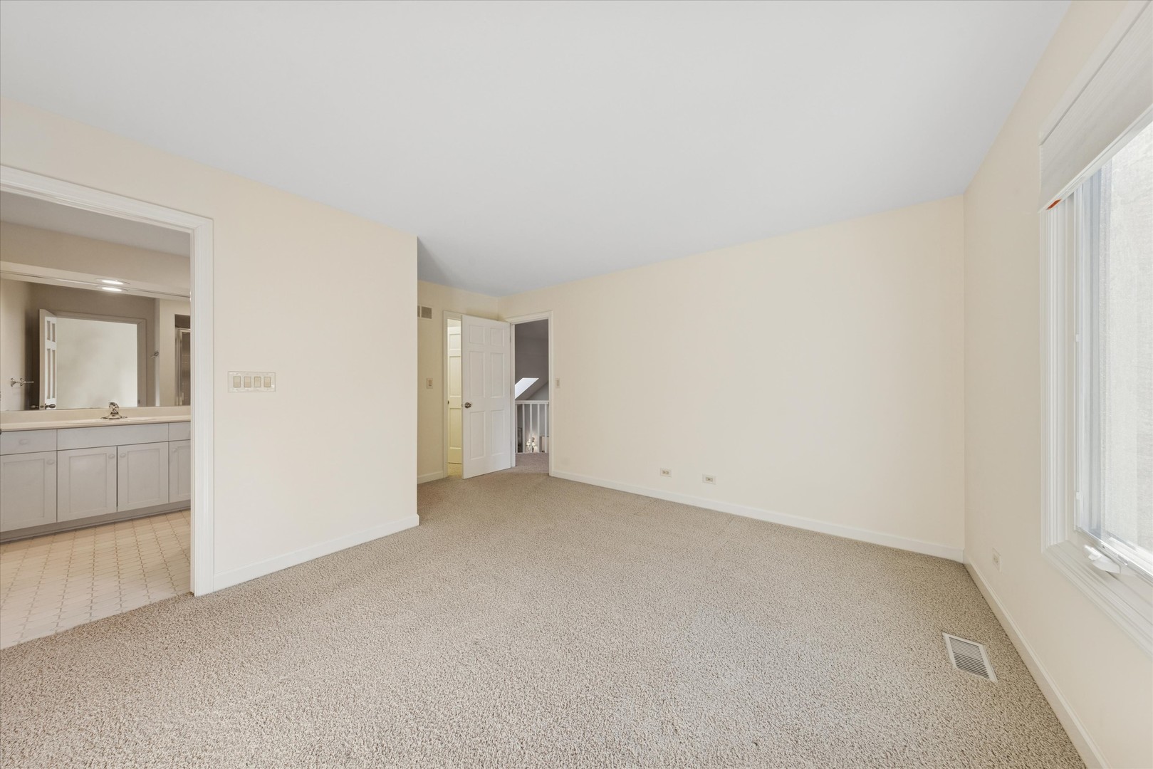 2 Tartan Lakes Circle