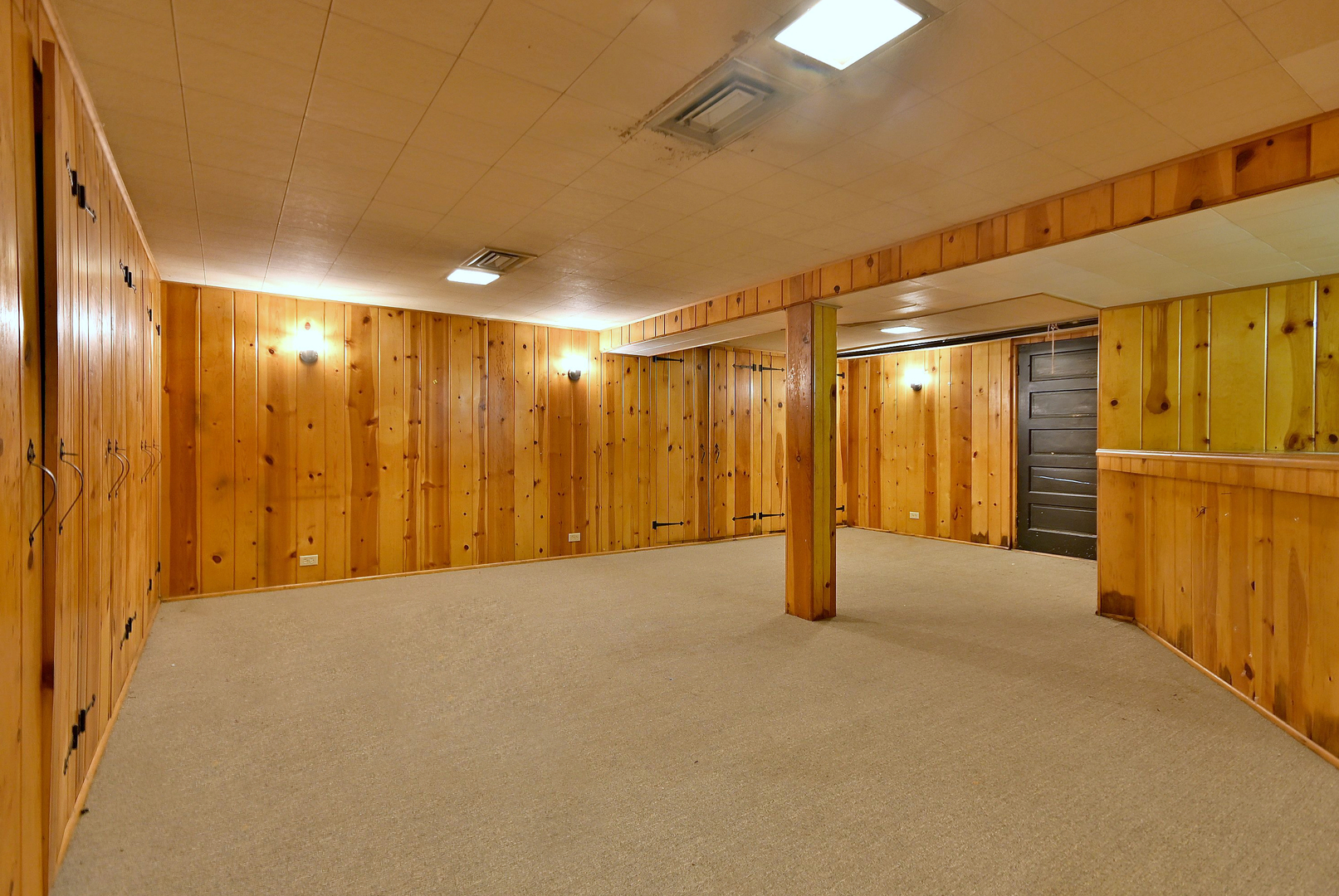 1001 S Edgewood Avenue