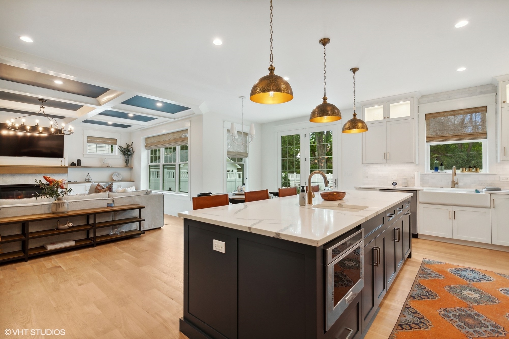 497 S Stratford Avenue