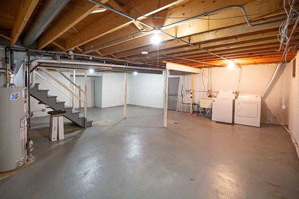 1643 Castbourne Court