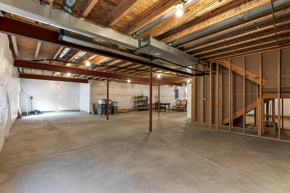 2928 Hillcrest Circle