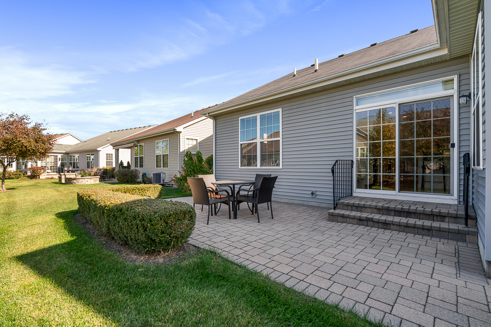 2928 Hillcrest Circle