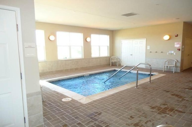 2928 Hillcrest Circle
