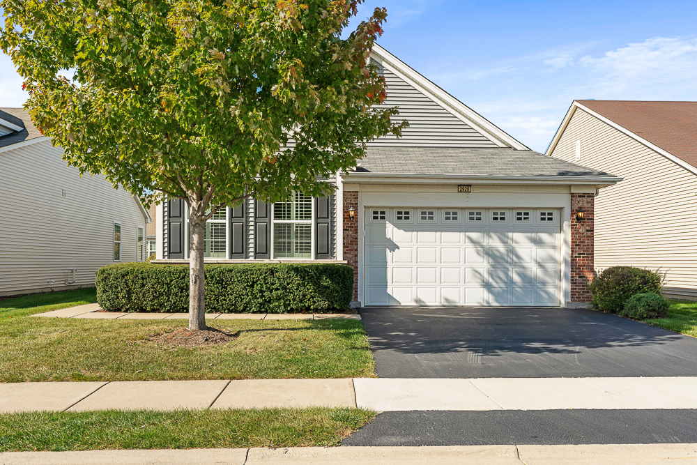 2928 Hillcrest Circle