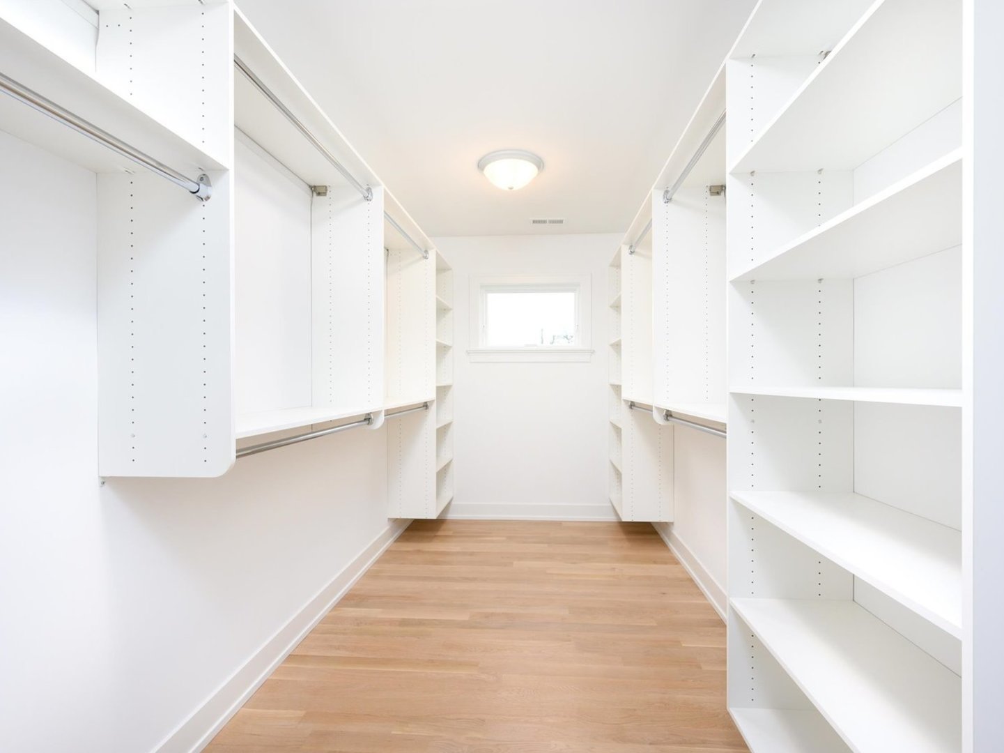 570 S Parkside Avenue