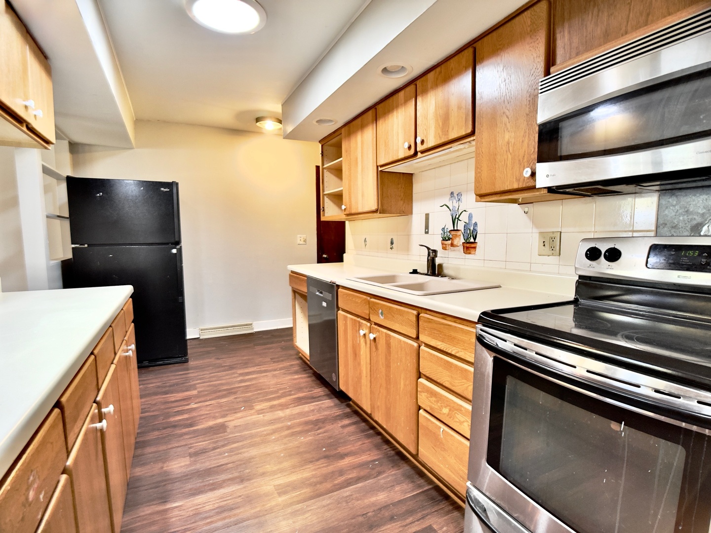 1807 Forrest Boulevard