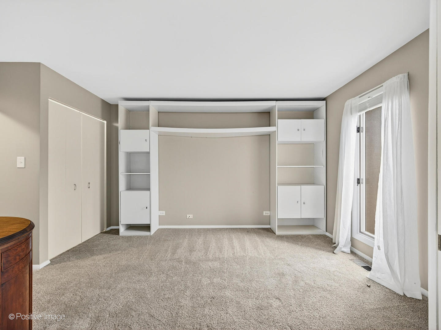 1S085 SPRING Road Unit: 1A