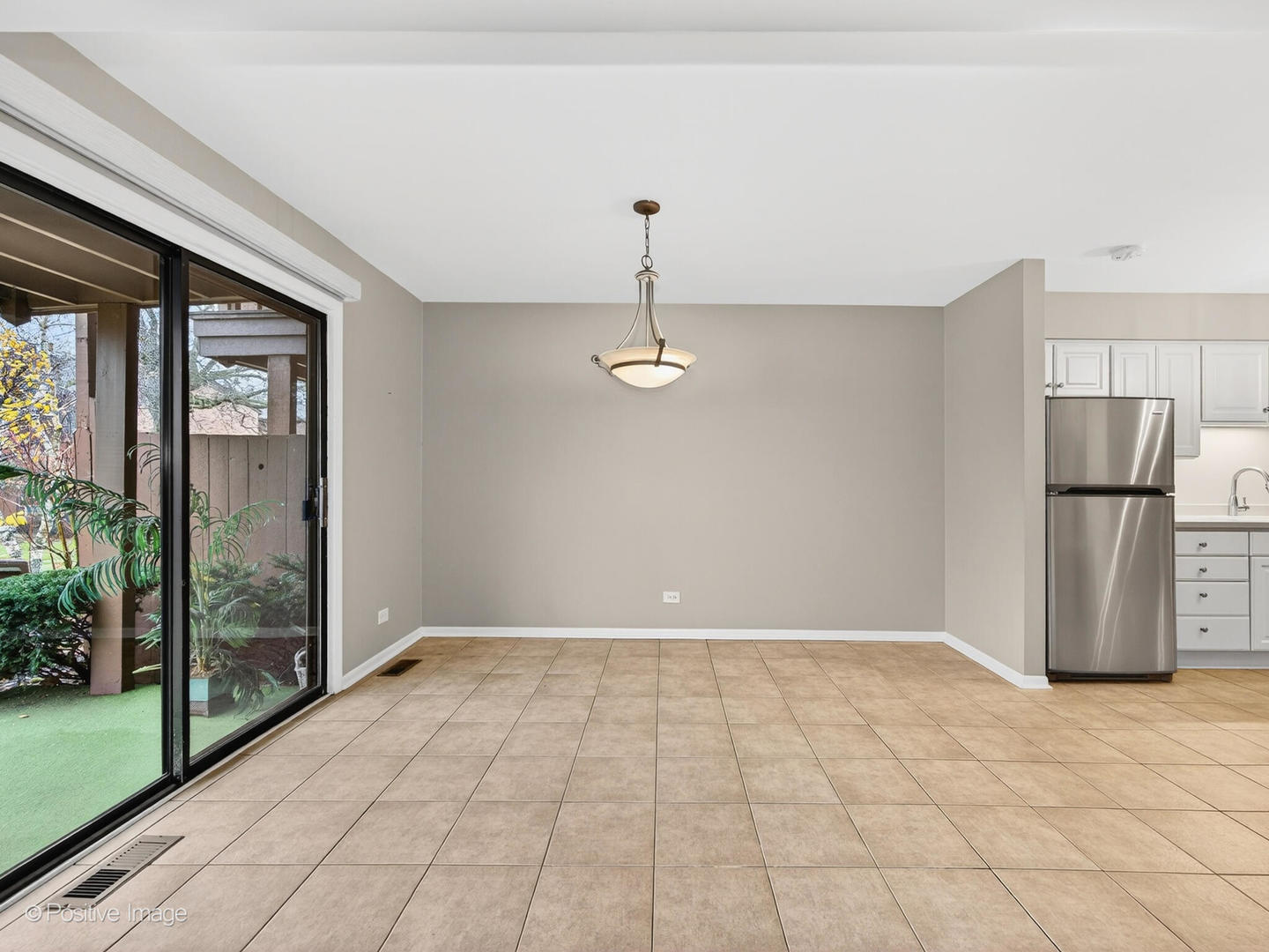 1S085 SPRING Road Unit: 1A