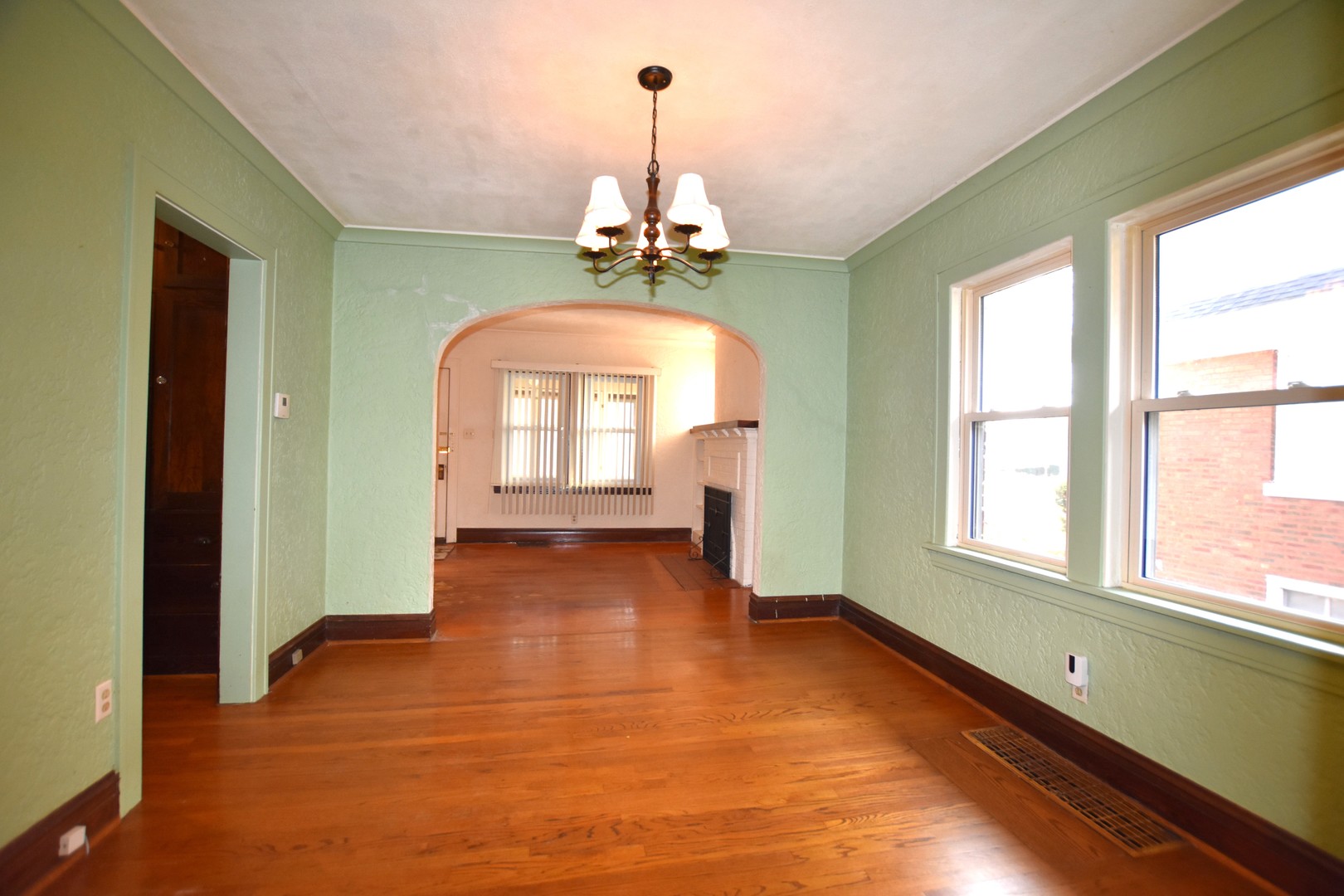 534 S Oakland Avenue