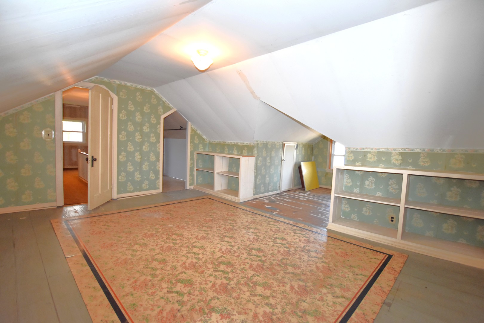 534 S Oakland Avenue