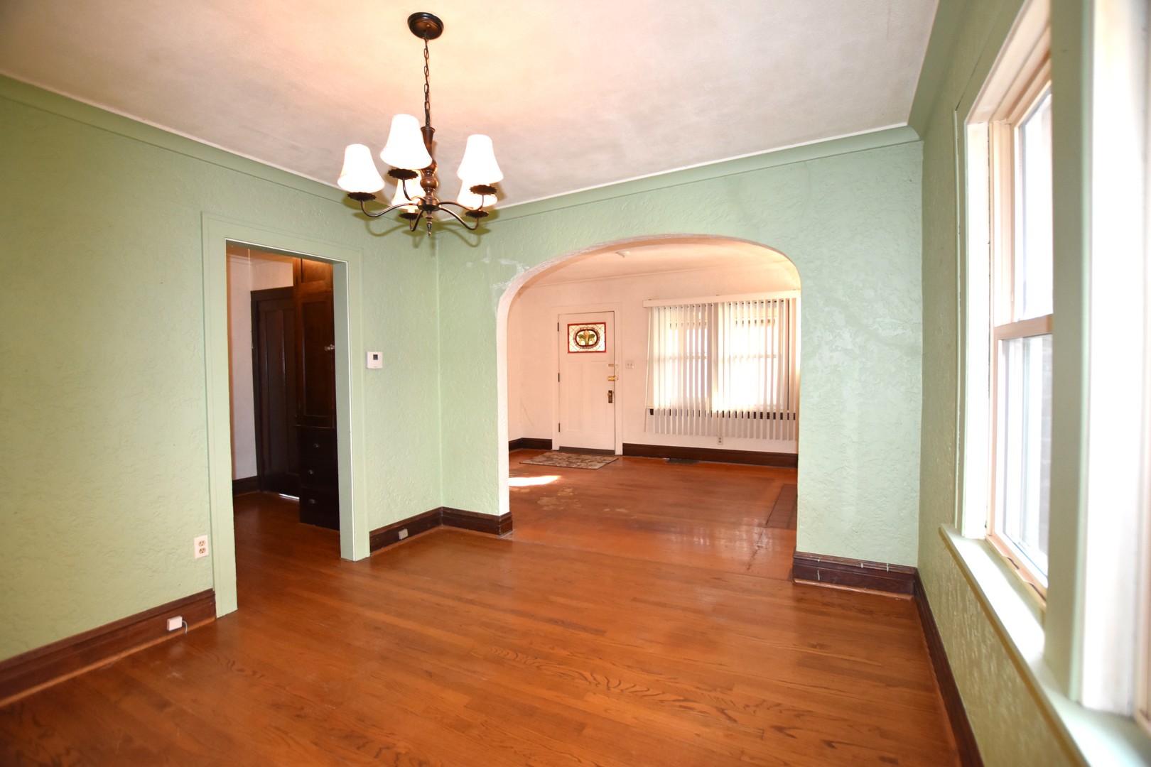 534 S Oakland Avenue