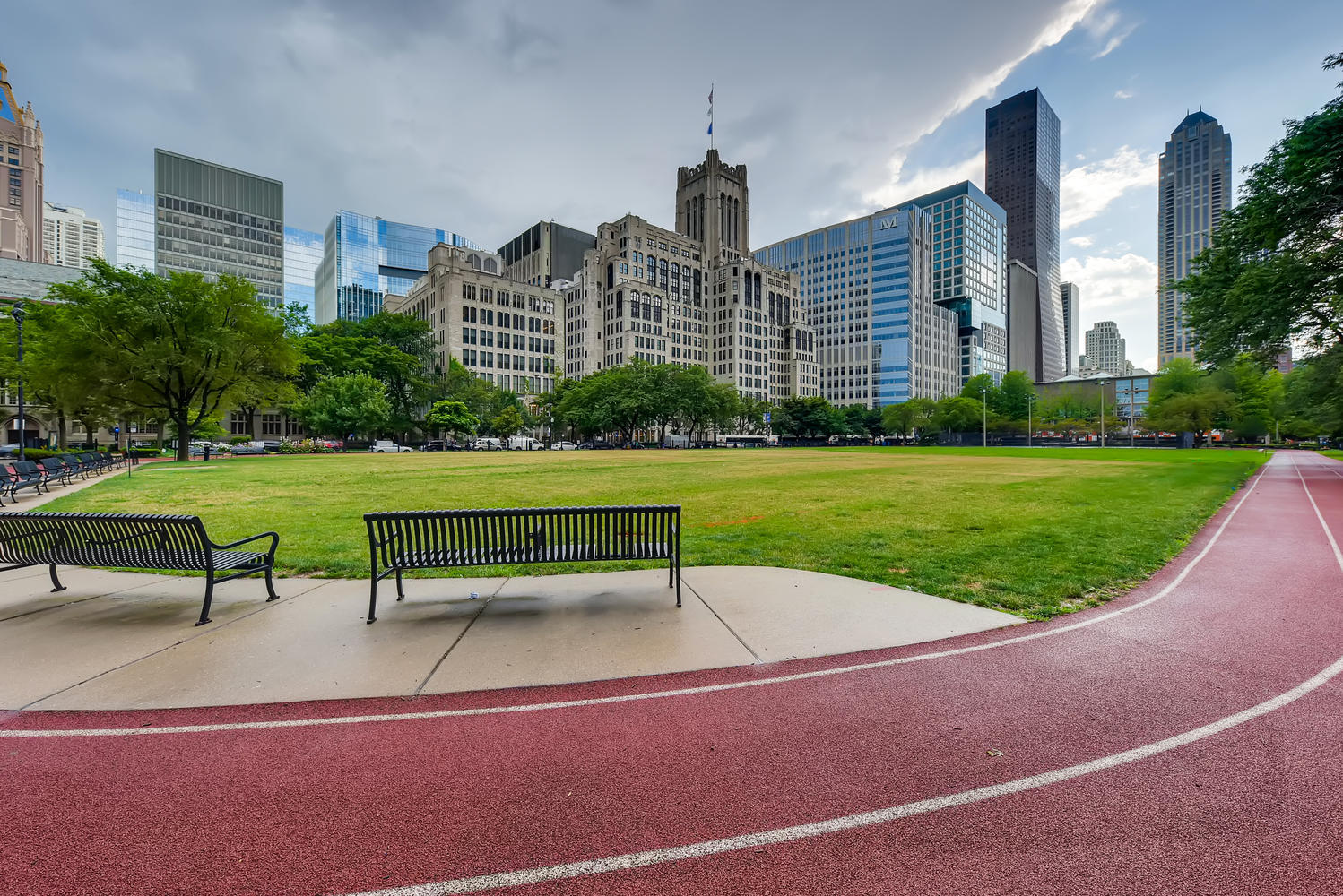 270 E Pearson Street Unit: 1402