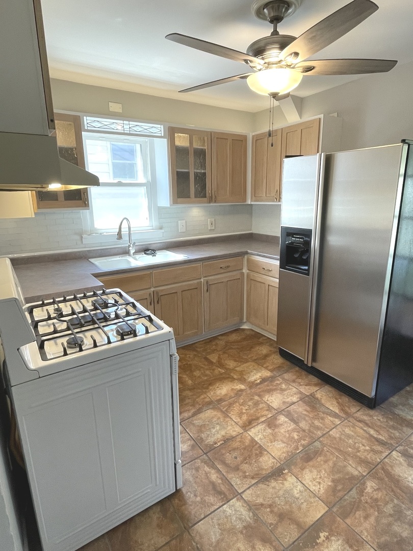 302 S Walnut Street