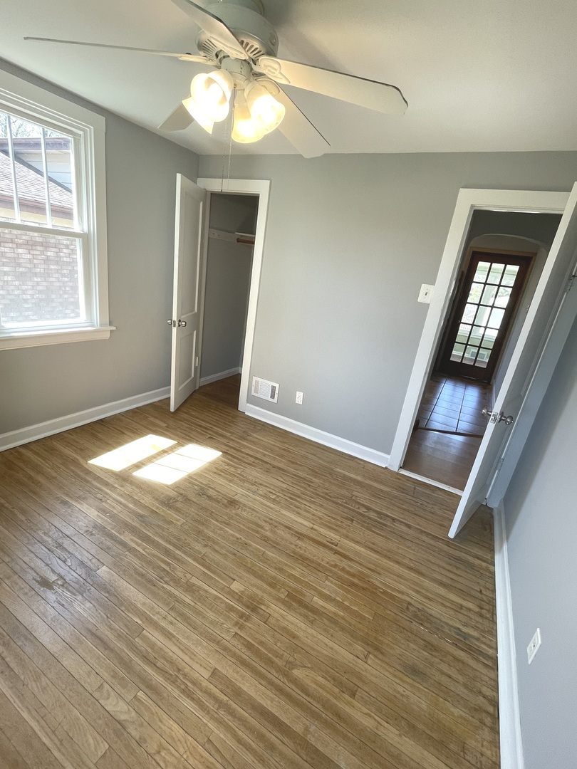 302 S Walnut Street