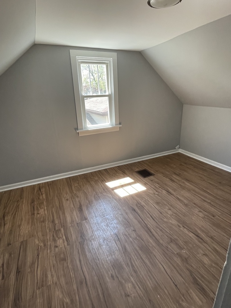 302 S Walnut Street