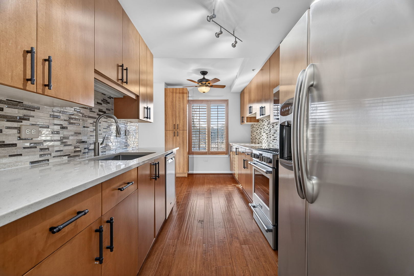 145 S York Street Unit: 310
