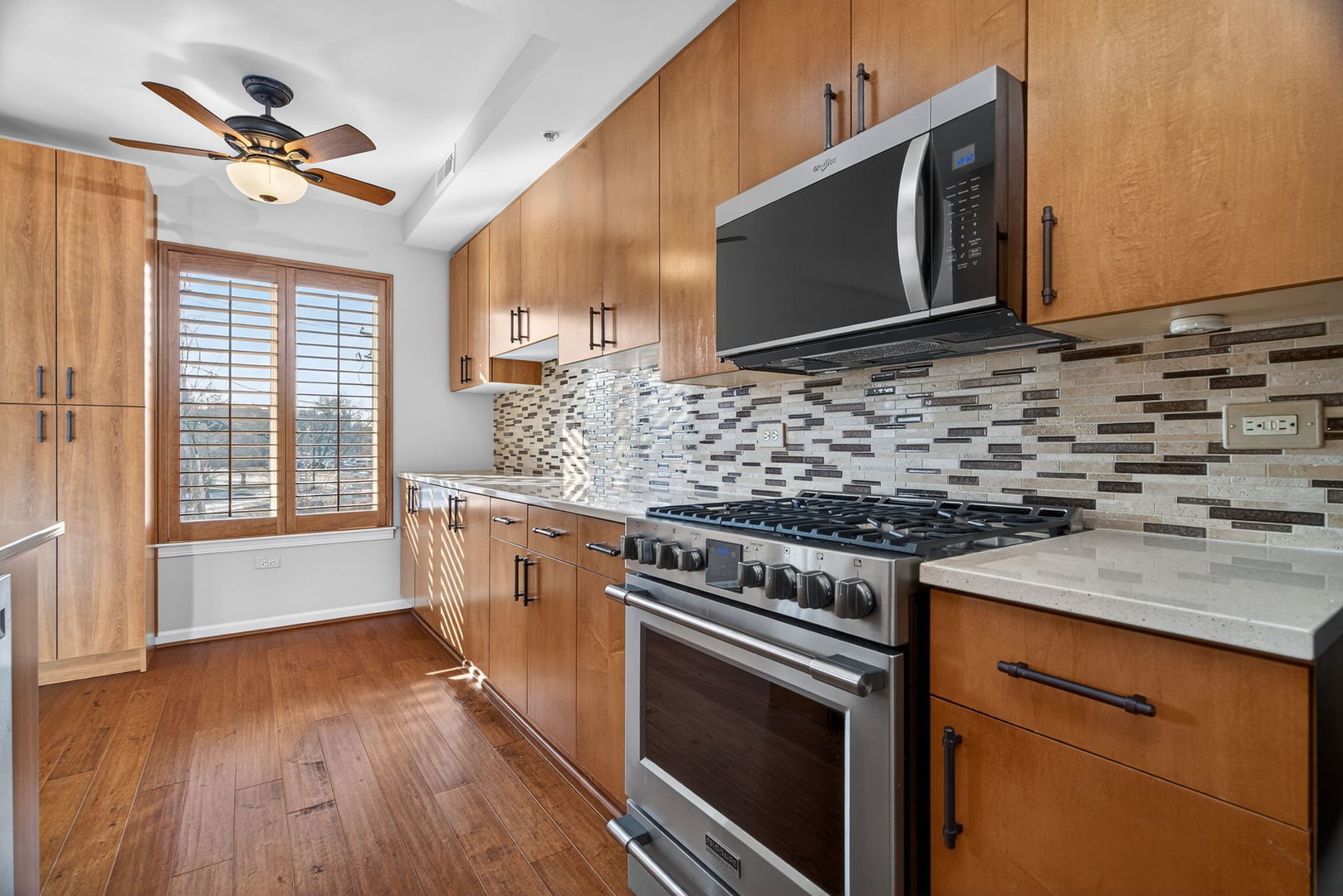 145 S York Street Unit: 310