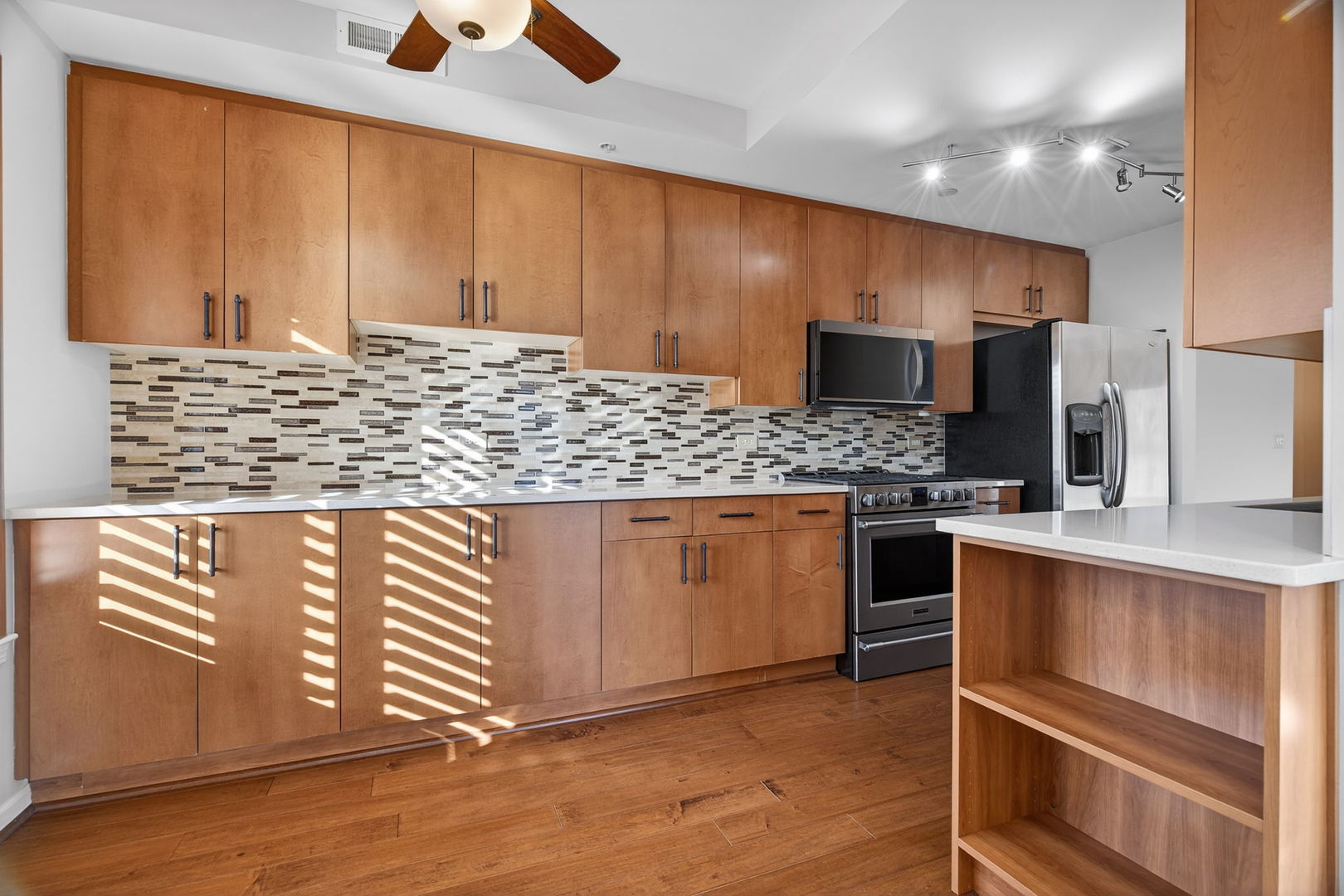 145 S York Street Unit: 310