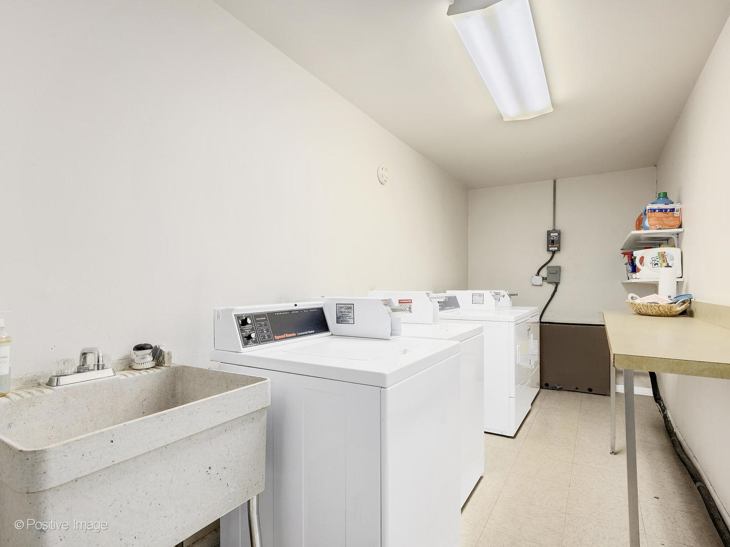 1S055 Spring Road Unit: 2C