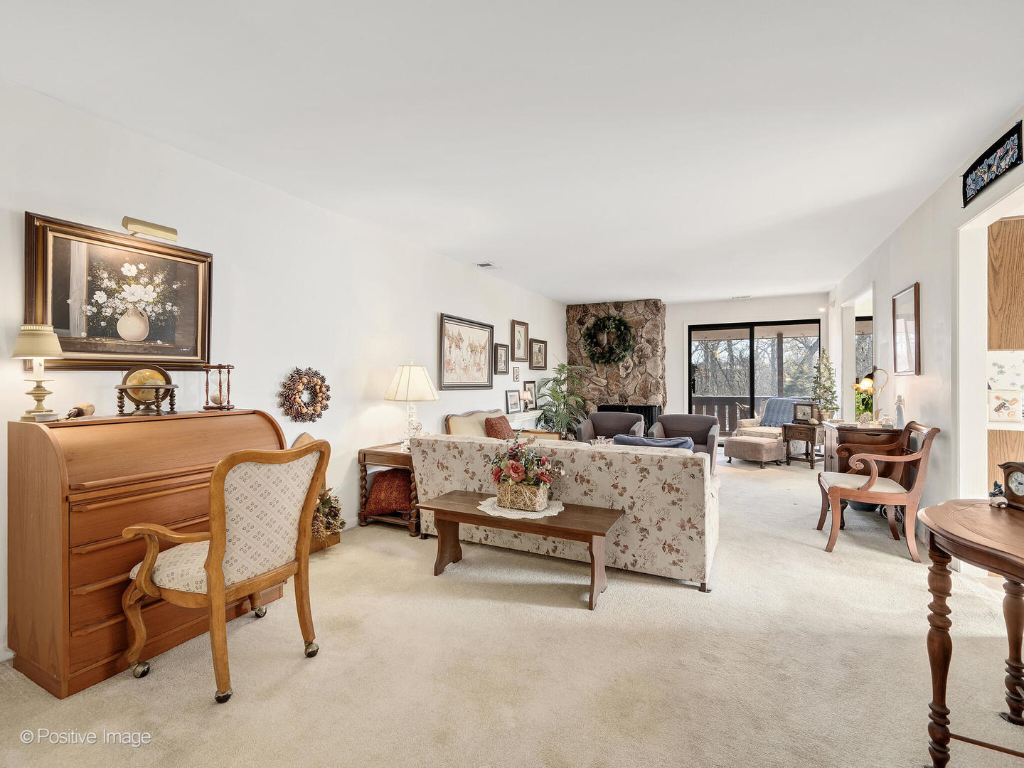 1S055 Spring Road Unit: 2C