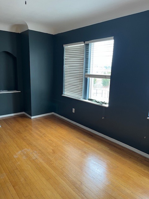 332 N Hamlin Avenue Unit: 3