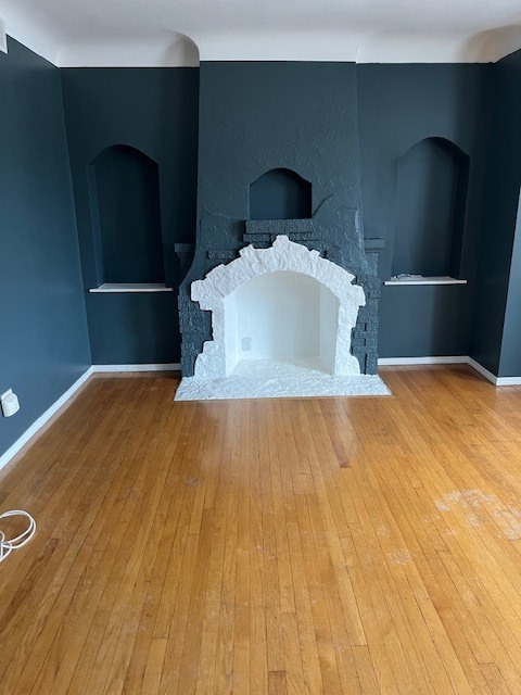 332 N Hamlin Avenue Unit: 3