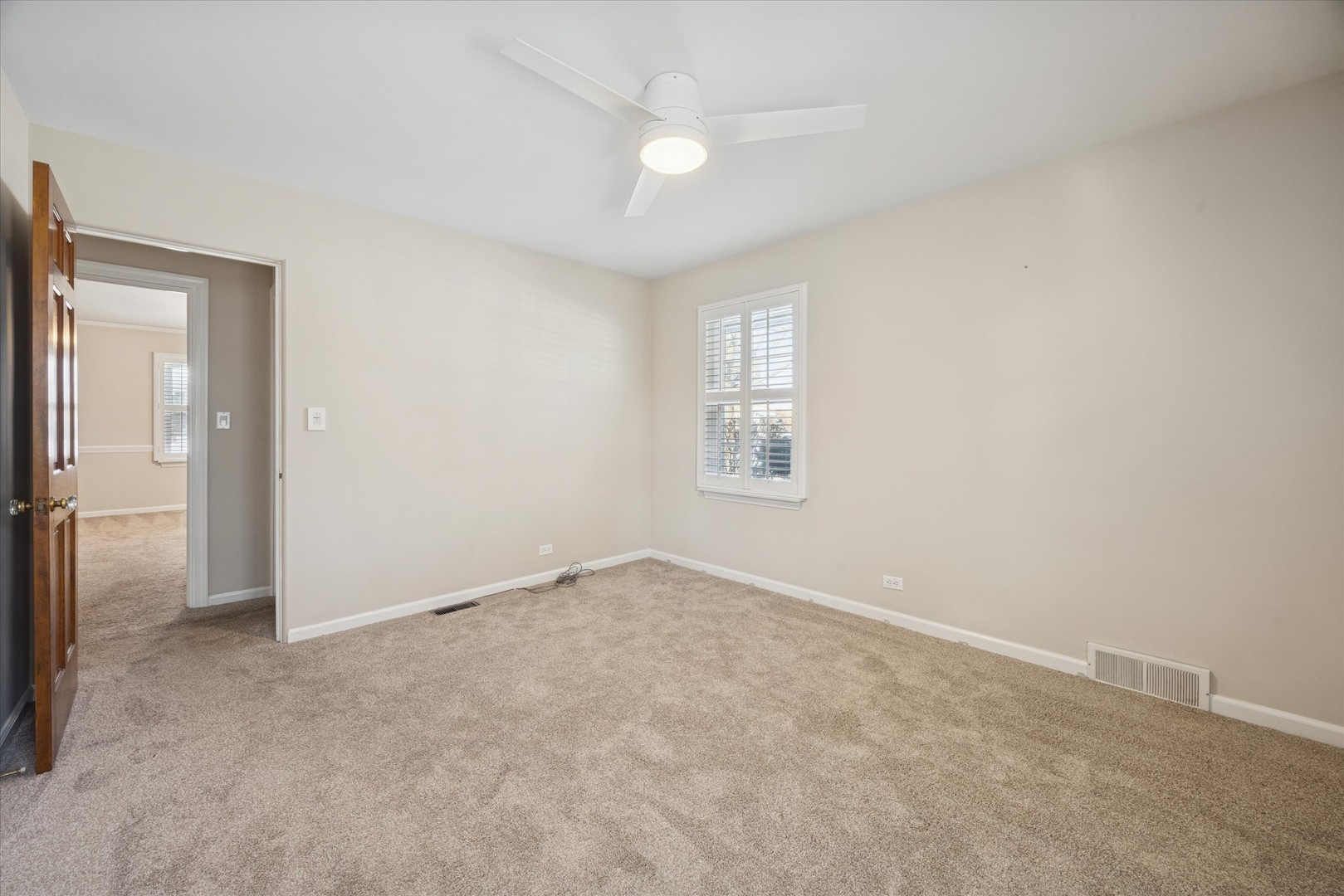 685 S Kearsage Avenue