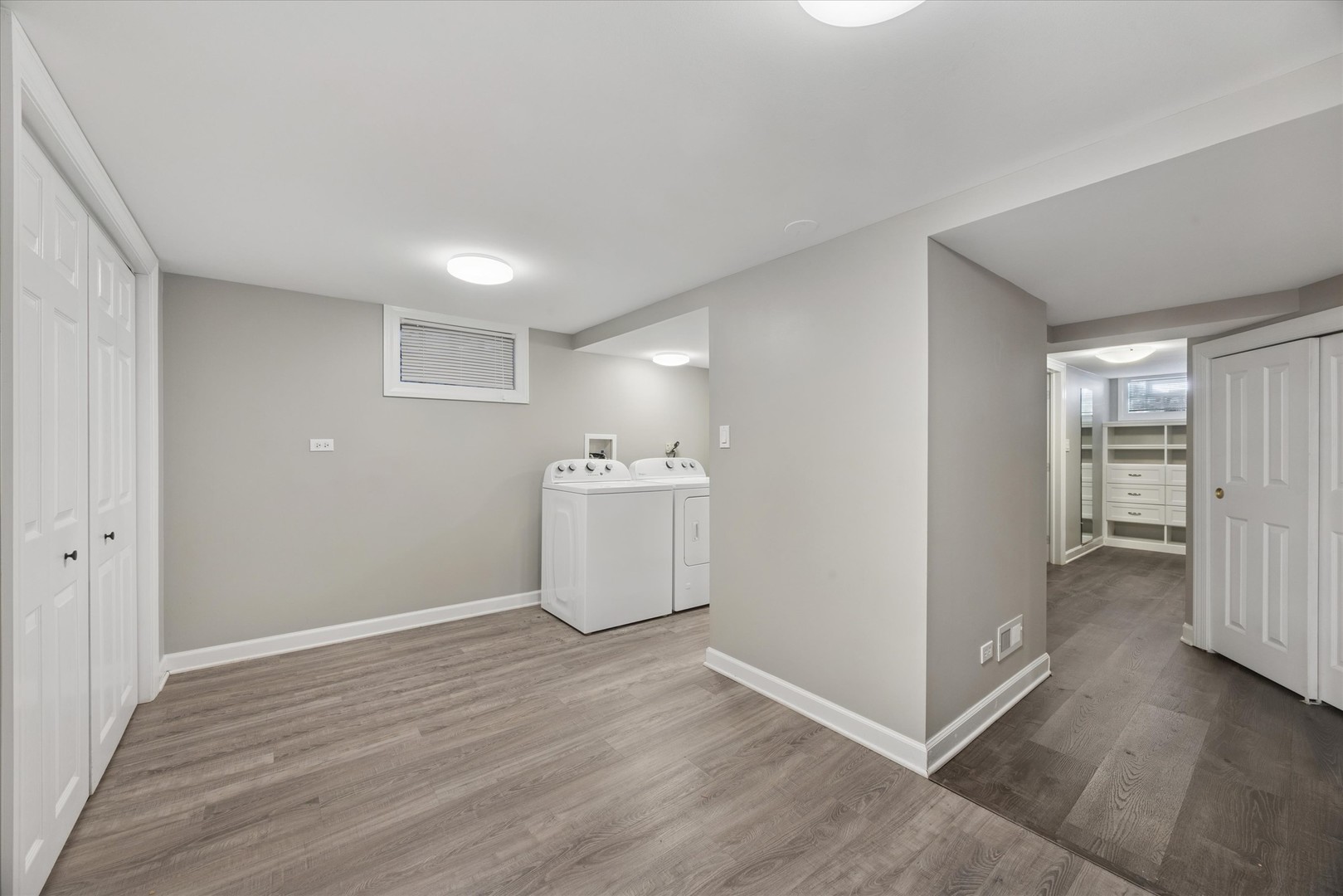 685 S Kearsage Avenue