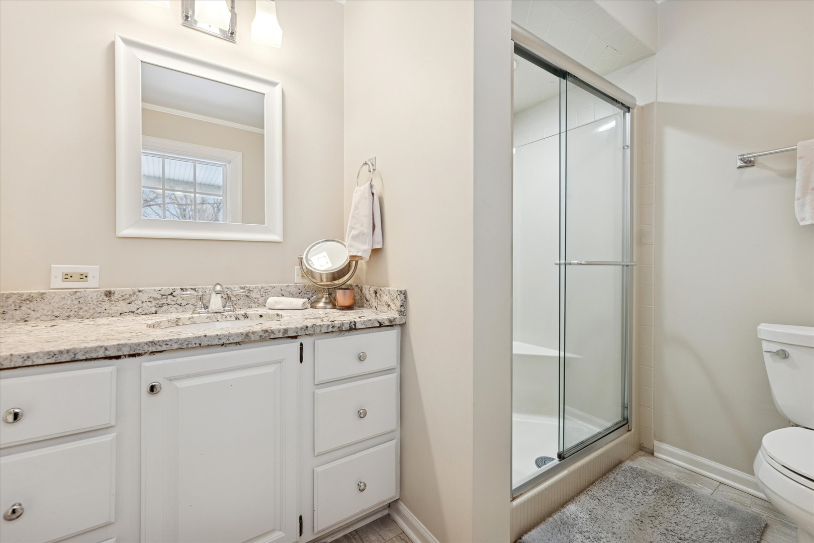 254 W Claremont Street