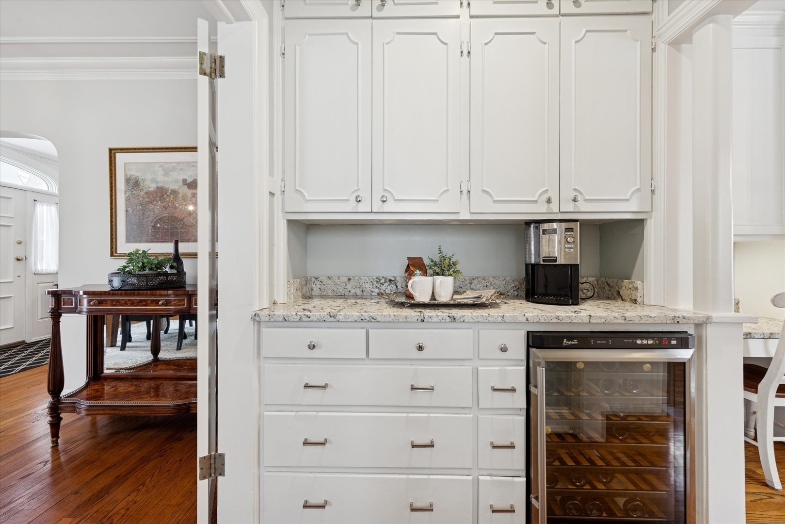 254 W Claremont Street