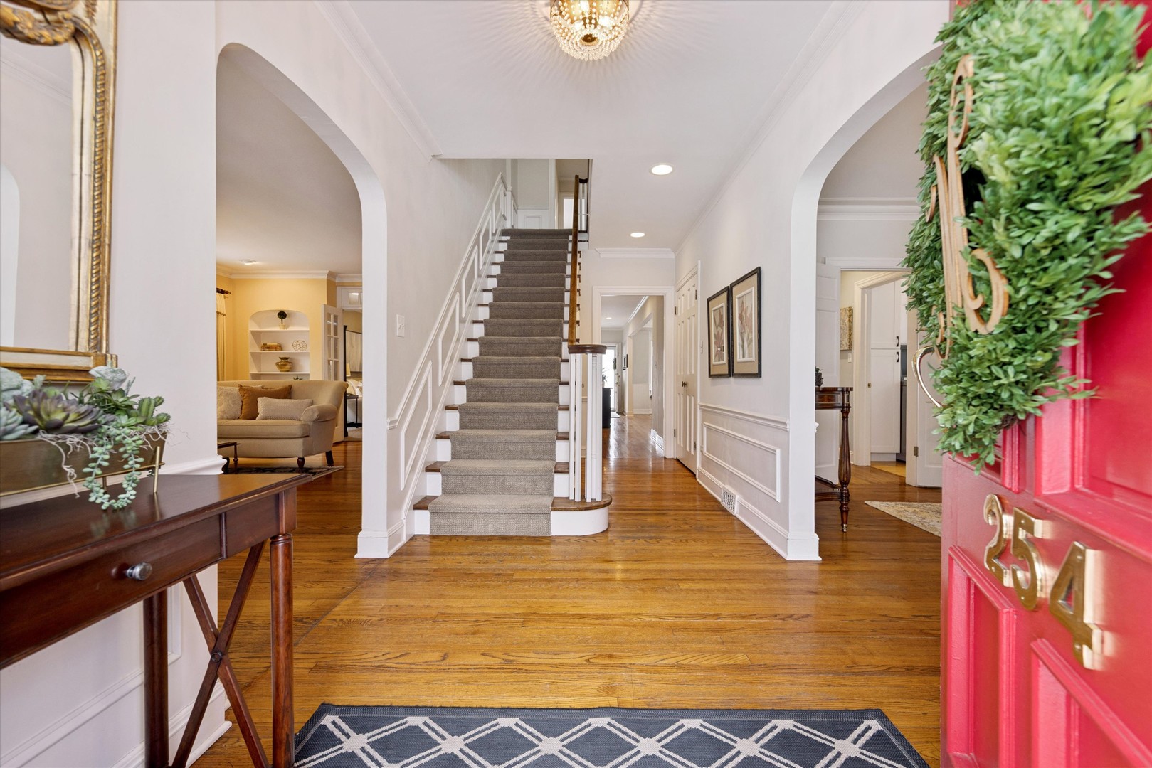 254 W Claremont Street