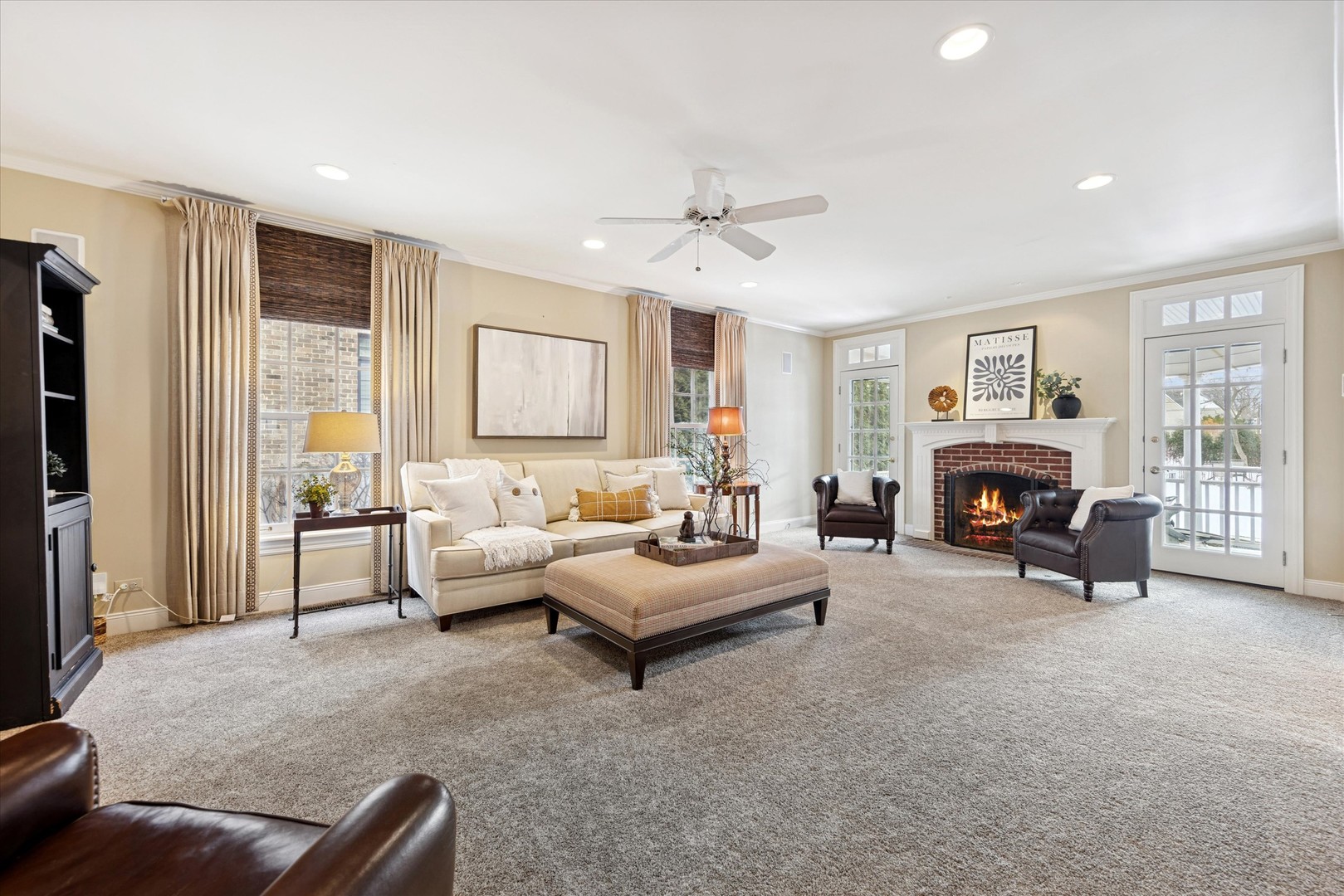 254 W Claremont Street