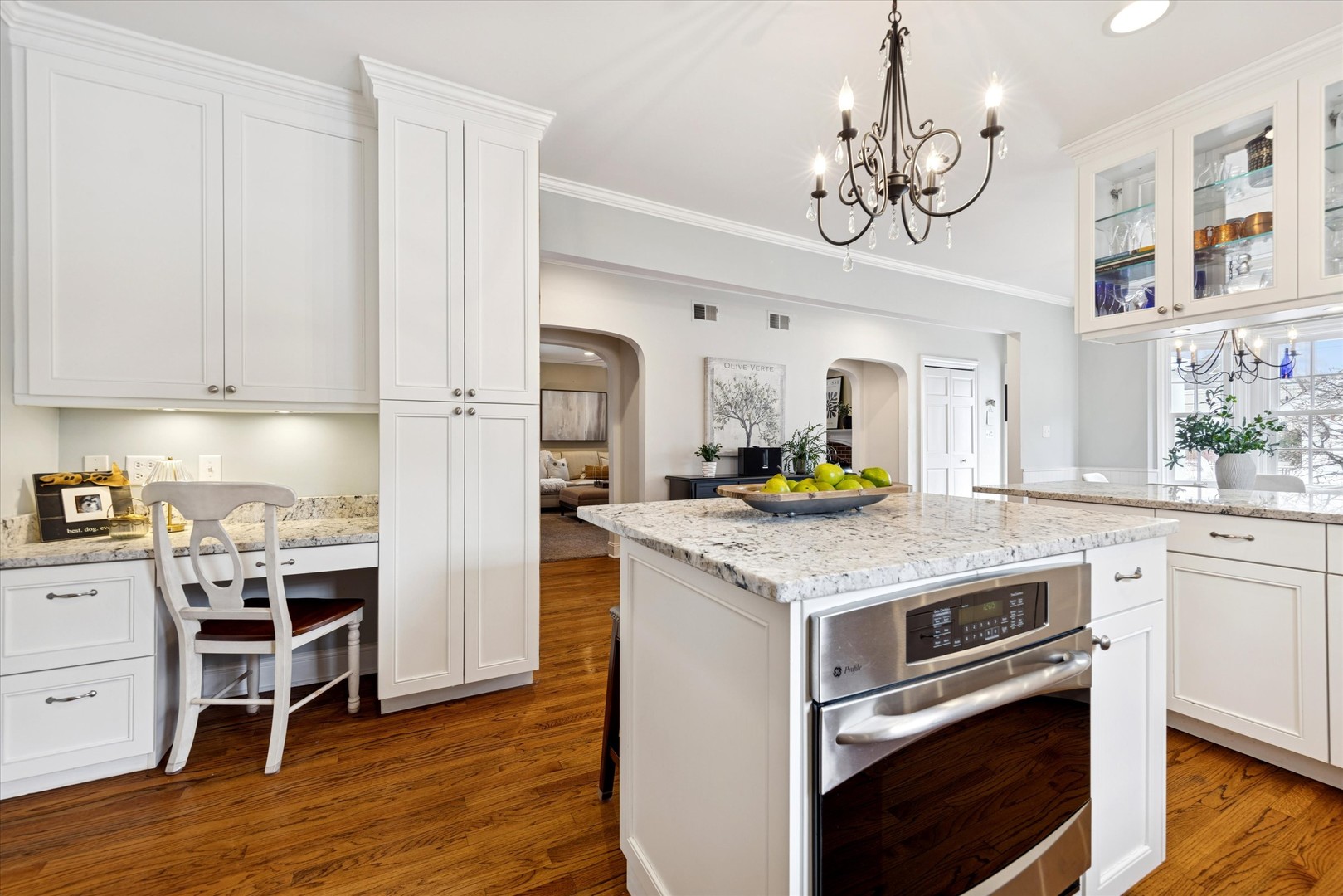 254 W Claremont Street