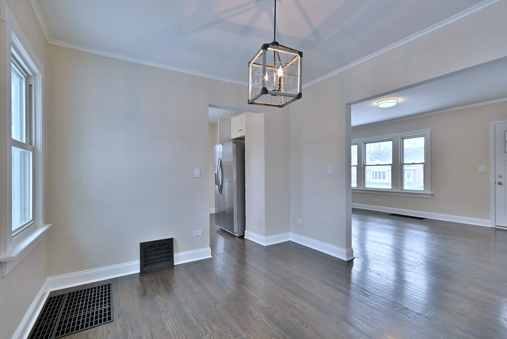 9016 Southview Avenue