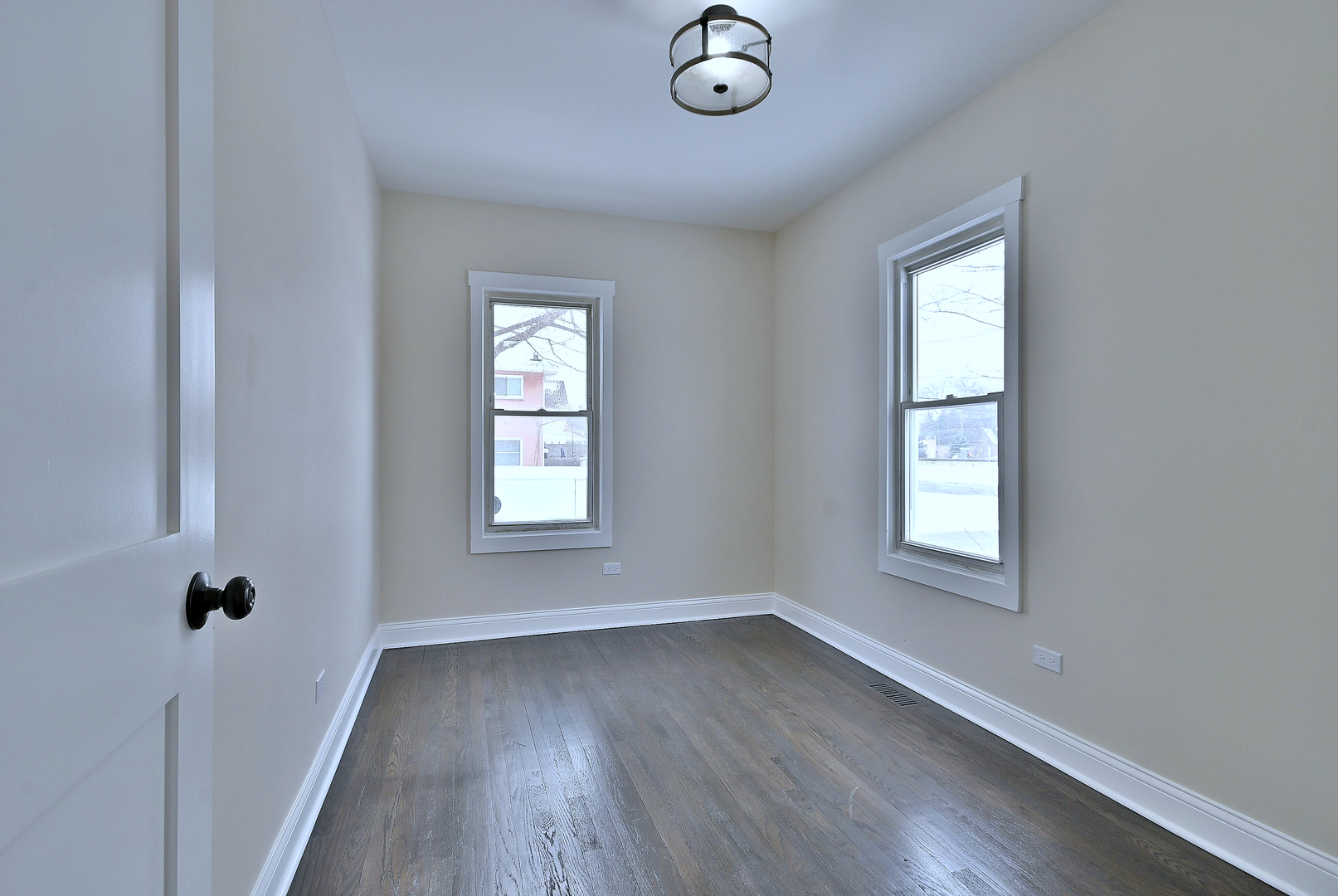 9016 Southview Avenue