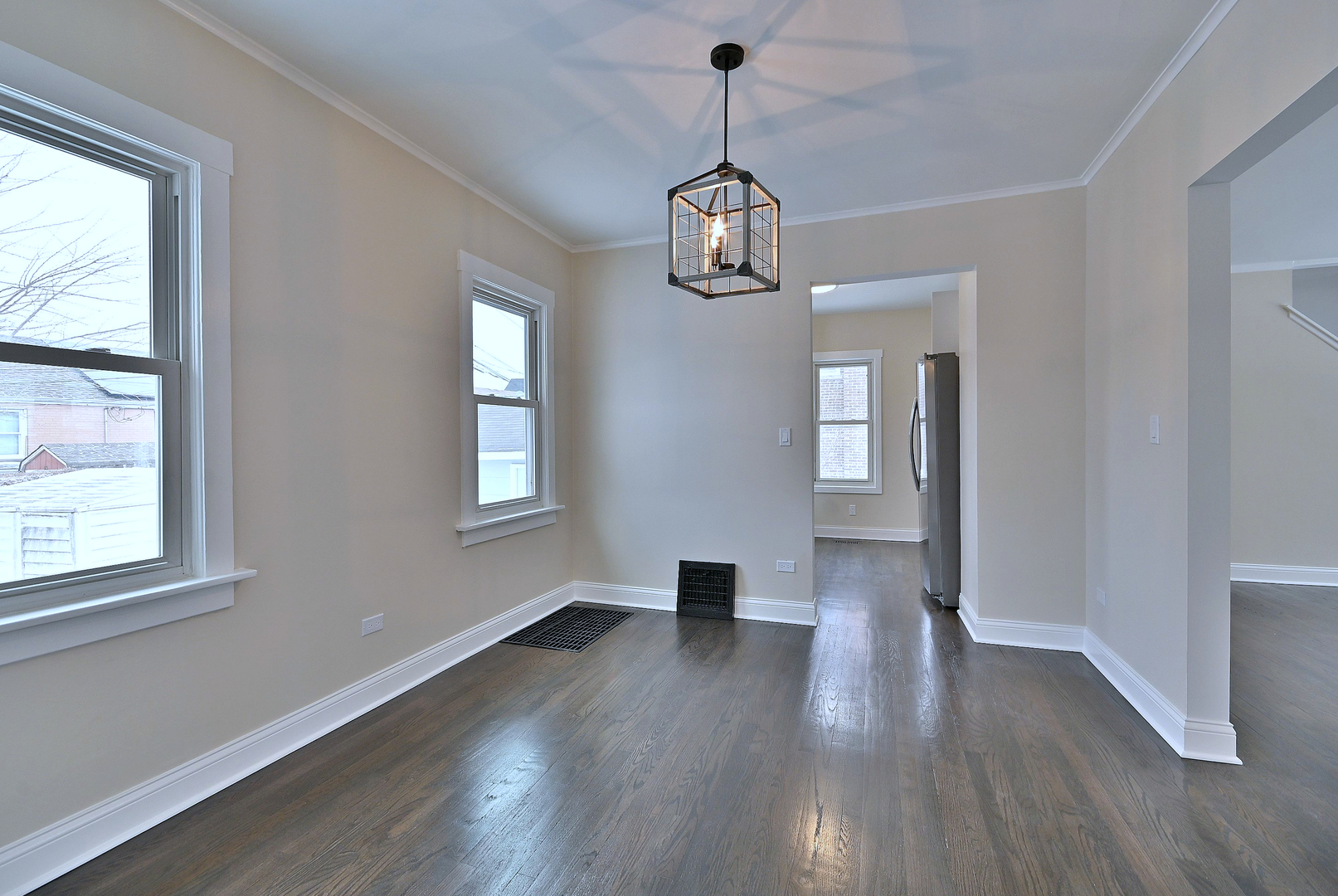 9016 Southview Avenue