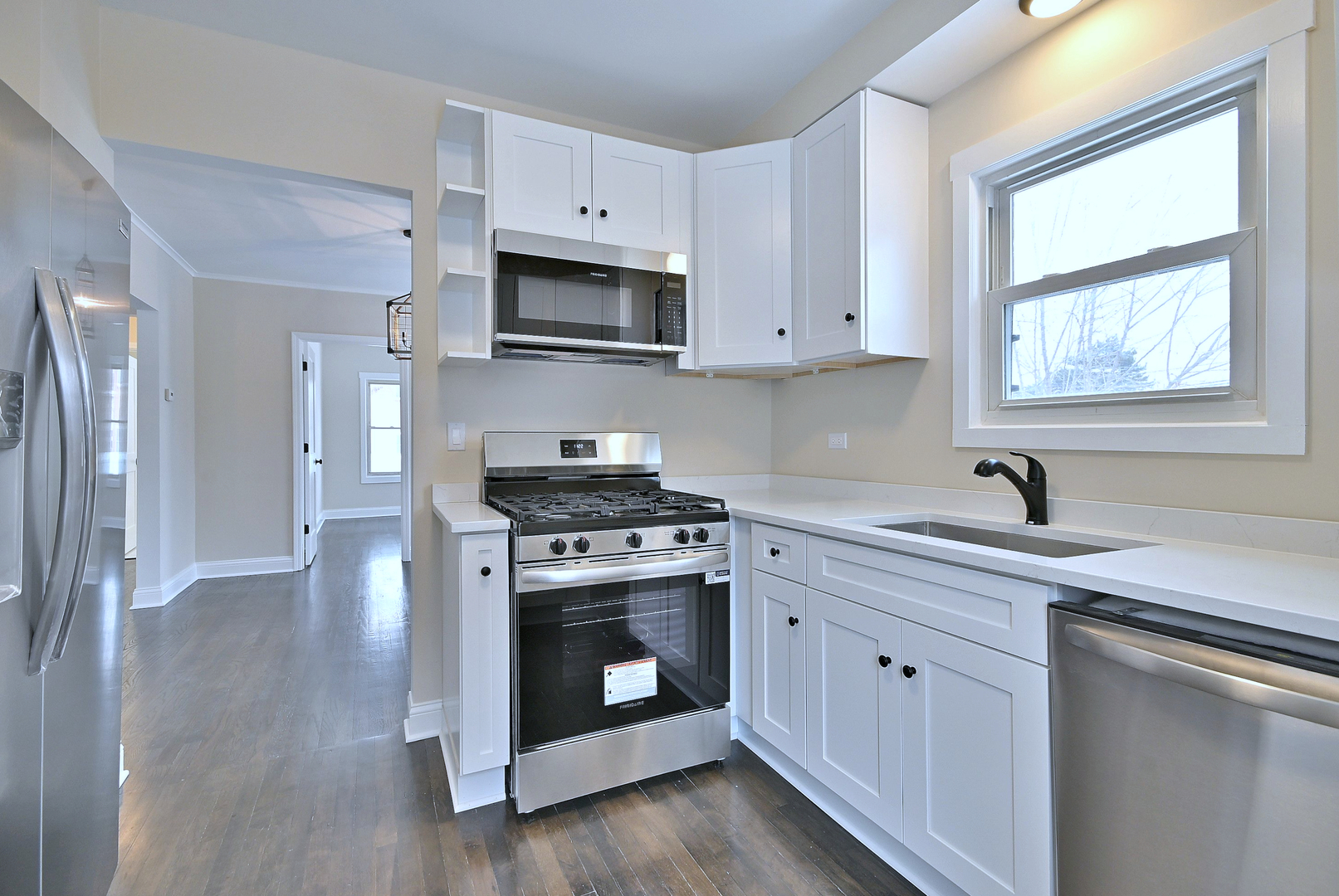 9016 Southview Avenue