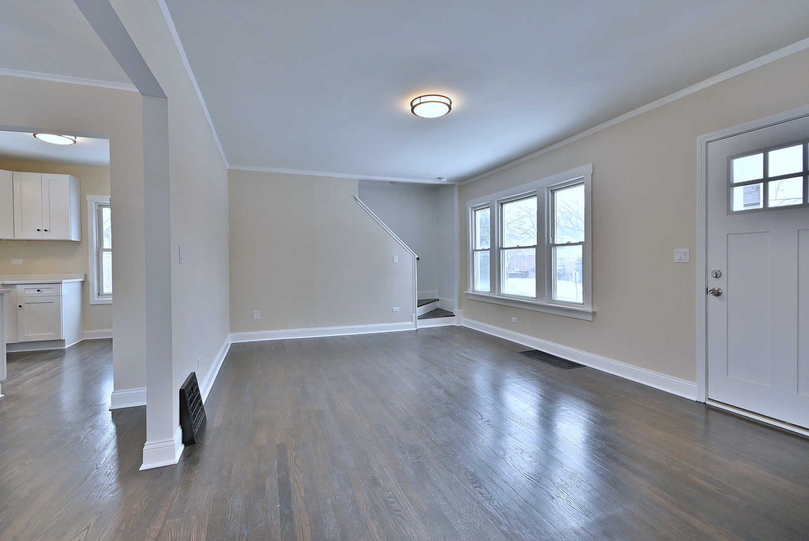 9016 Southview Avenue