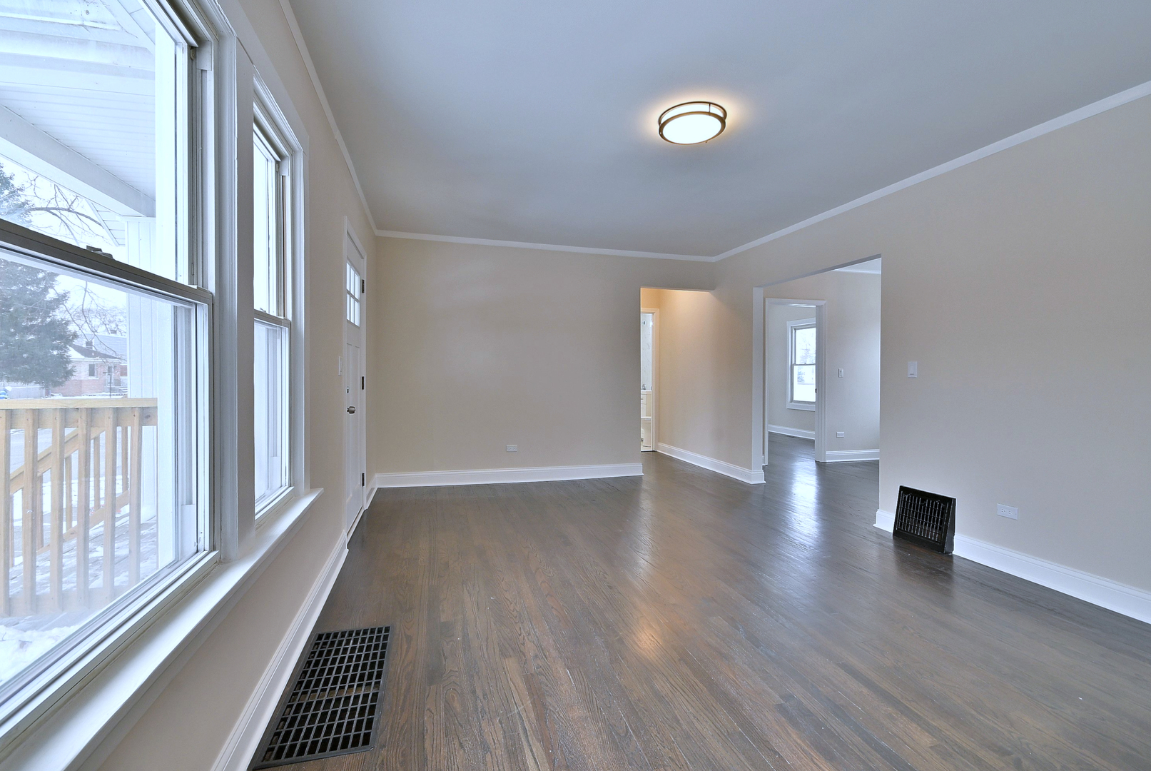 9016 Southview Avenue