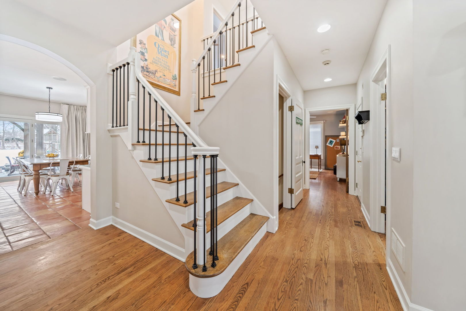 366 W Eggleston Avenue