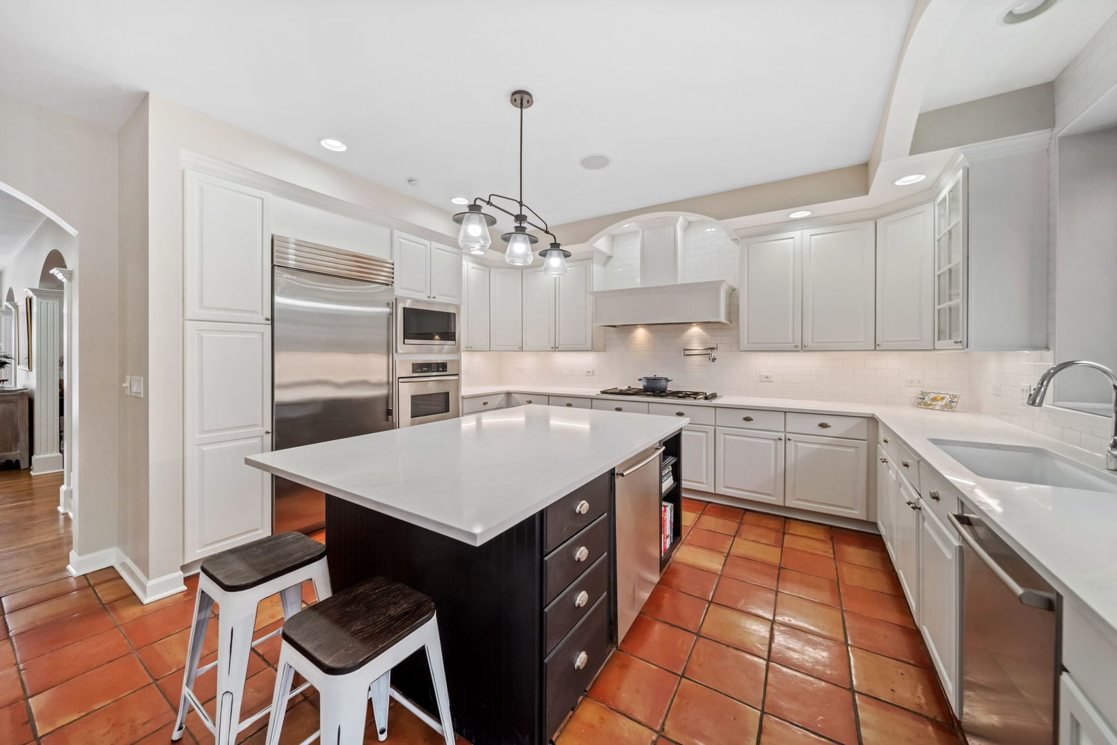 366 W Eggleston Avenue