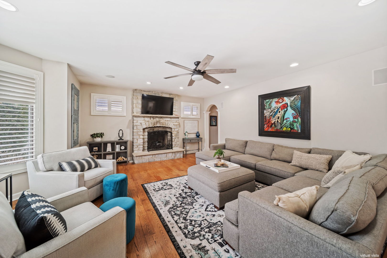 366 W Eggleston Avenue