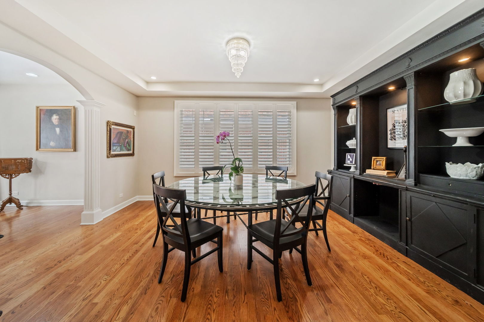 366 W Eggleston Avenue
