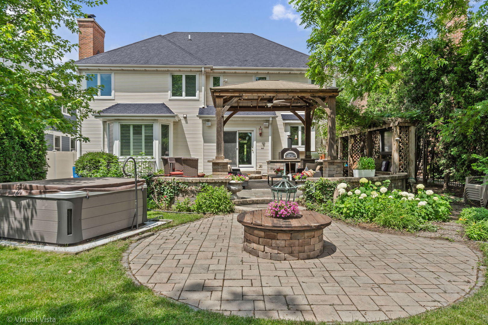 366 W Eggleston Avenue