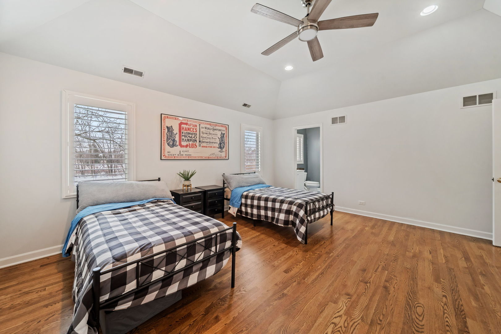366 W Eggleston Avenue
